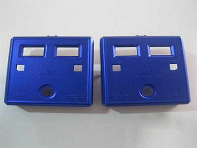 金屬和工程塑料在工裝治具加工中有什么不同？